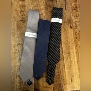 Calvin Klein Men's silk blend neck Tie Collection - Silver, Navy, Black NWT $210